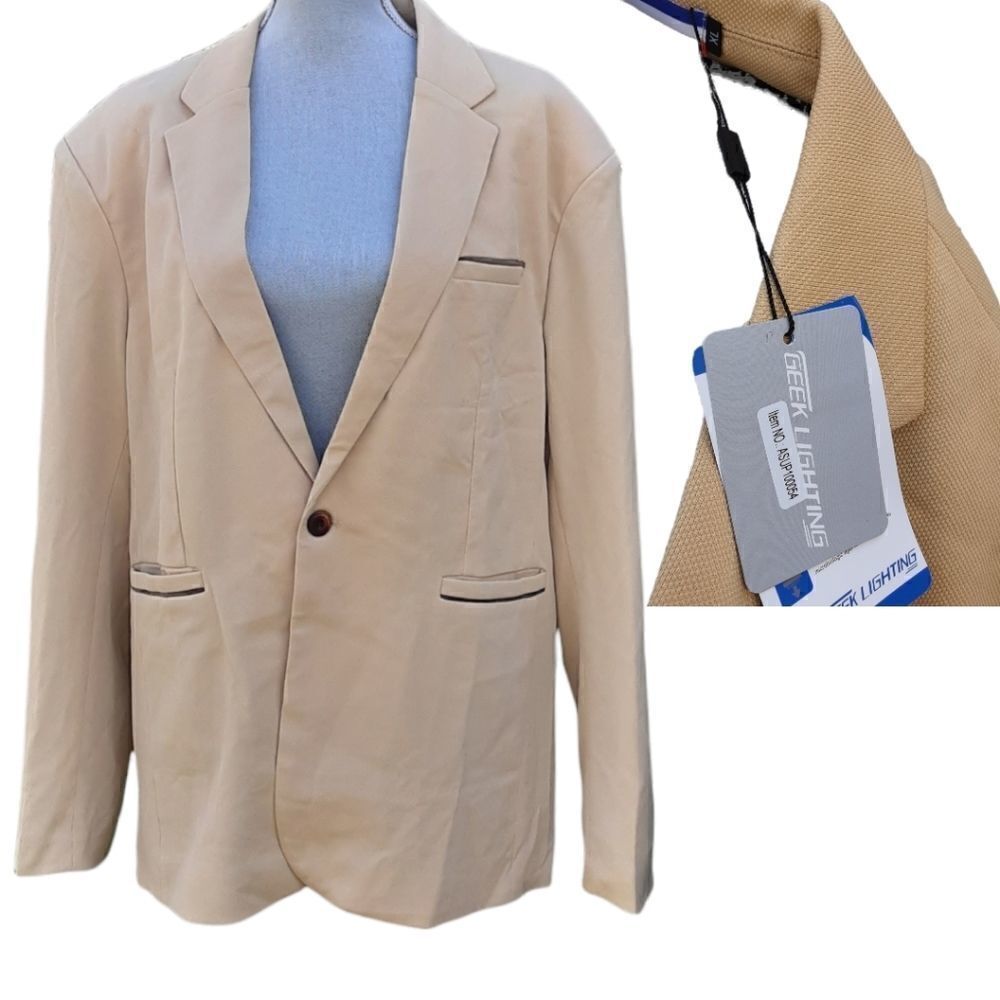 Geek Lighting NWT Men's Tan Blazer. Size XL
